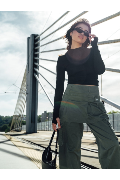 cargo pants olive